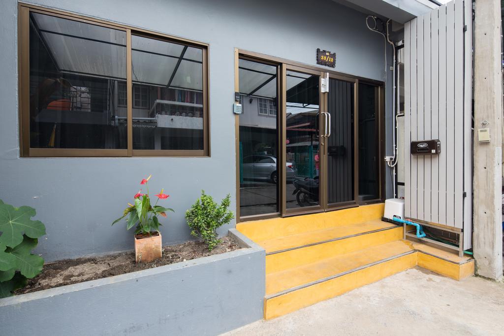 Luxury Town House In The Heart Of The Old City Chiang Mai Exterior foto